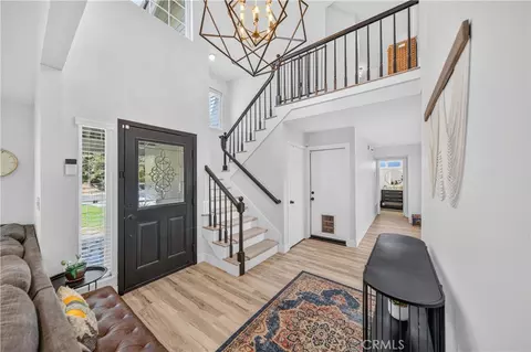 Entry Way - 15366 Cayuse Ct, Riverside, CA 92506 photo 2 of 5