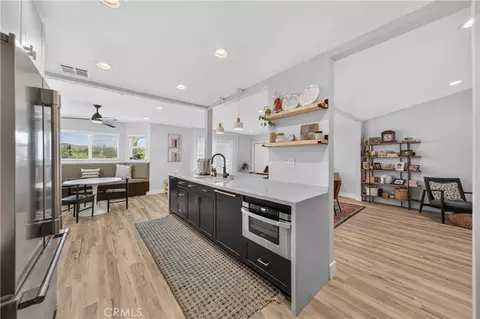 Kitchen - 15366 Cayuse Ct, Riverside, CA 92506 photo 4 of 7