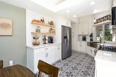 Kitchen - 31569 Corte Salinas, Temecula, CA 92592 photo 3 of 3