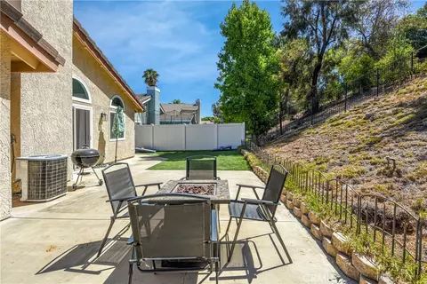Exterior - 31569 Corte Salinas, Temecula, CA 92592 photo 3 of 4