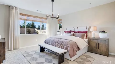 Bedroom - 7470 Penn Ave, Hesperia, CA 92345 photo 4 of 5