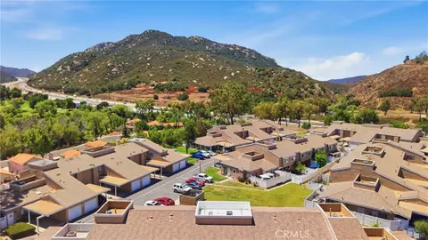 View/Area - 44603 La Paz Rd, Temecula, CA 92592 photo 3 of 3