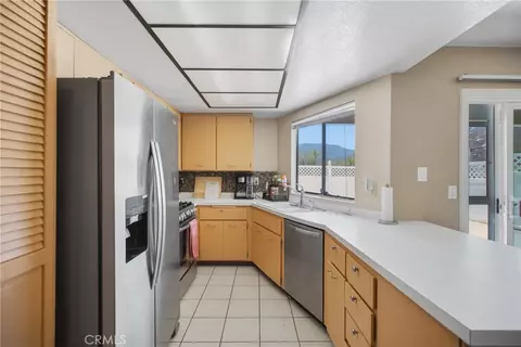 Kitchen - 44603 La Paz Rd, Temecula, CA 92592 photo 1 of 3