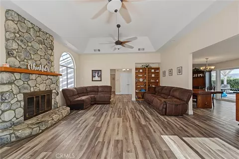 Living - 36493 Summitville, Temecula, CA 92592 photo 3 of 4