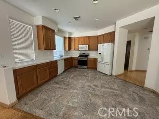 Entry Way - 24140 Senna Dr, Wildomar, CA 92595 photo 3 of 18