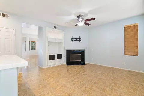 Living - 28869 Boothbay, Temecula, CA 92591 photo 7 of 8