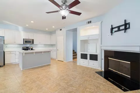 Living - 28869 Boothbay, Temecula, CA 92591 photo 6 of 8
