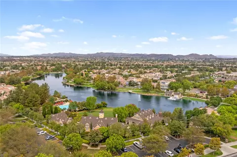 View/Area - 40077 Stowe Rd, Temecula, CA 92591 photo 6 of 8