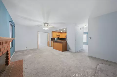 Living - 31242 Comotilo Ct, Temecula, CA 92592 photo 6 of 6