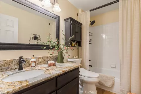 Bath - 32185 Paseo San Esteban, Temecula, CA 92592 photo 5 of 5