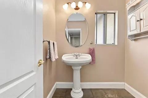 Bath - 4566 Dunhill Ct, Oceanside, CA 92056 photo 1 of 4