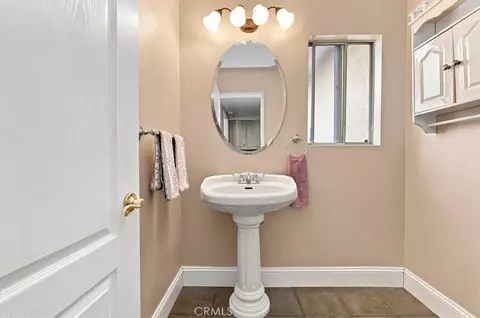Bath - 4566 Dunhill Ct, Oceanside, CA 92056 photo 1 of 4