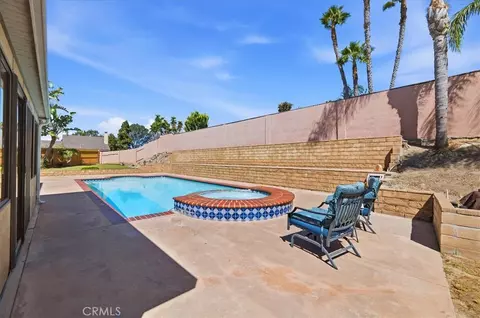Exterior - 4566 Dunhill Ct, Oceanside, CA 92056 photo 14 of 18