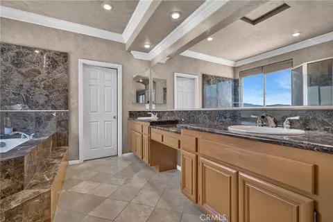 Bath - 33019 Anasazi St, Temecula, CA 92592 photo 4 of 7