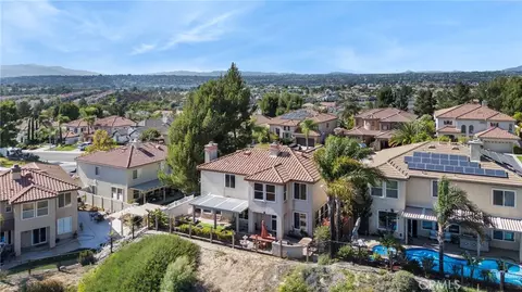 View/Area - 33019 Anasazi St, Temecula, CA 92592 photo 4 of 11