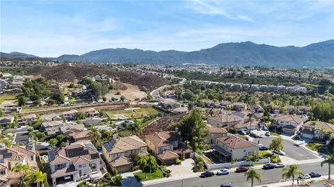 View/Area - 33019 Anasazi St, Temecula, CA 92592 photo 5 of 11