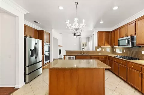 Kitchen - 46101 Sharon, Temecula, CA 92592 photo 3 of 3
