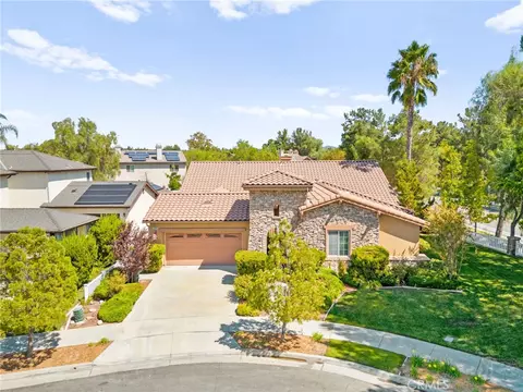View/Area - 39894 Camden Ct, Temecula, CA 92591 photo 2 of 6