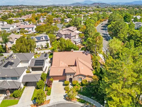 View/Area - 39894 Camden Ct, Temecula, CA 92591 photo 3 of 6