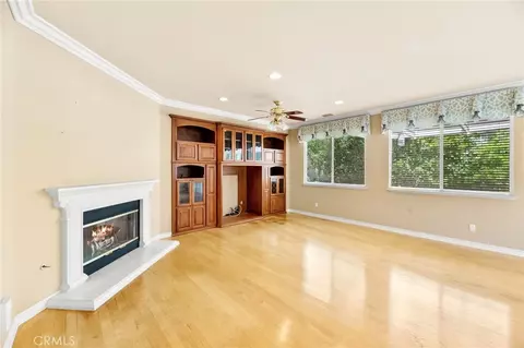 Living - 39894 Camden Ct, Temecula, CA 92591 photo 6 of 11