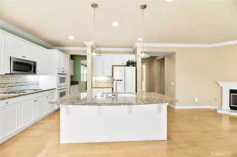 Kitchen - 39894 Camden Ct, Temecula, CA 92591 photo 2 of 5