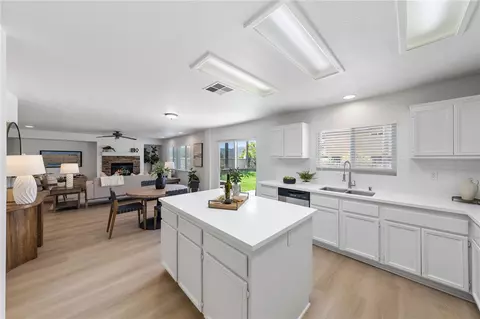 Kitchen - 46371 Sharon St, Temecula, CA 92592 photo 1 of 4