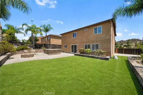 Exterior - 46371 Sharon St, Temecula, CA 92592 photo 7 of 8