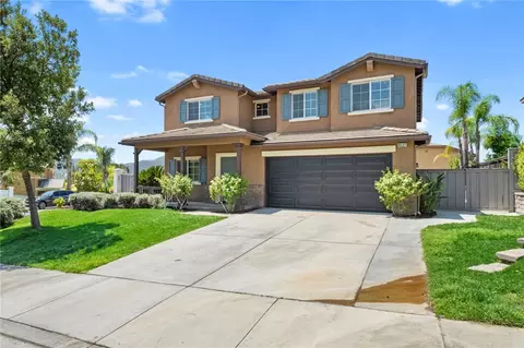 Exterior - 46371 Sharon St, Temecula, CA 92592 photo 3 of 8