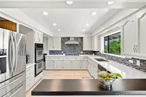Kitchen - 1019 Riverview Dr, Fallbrook, CA 92028 photo 1 of 3