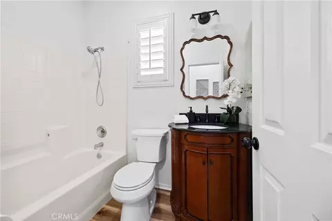 Bath - 41953 Vardon Dr, Temecula, CA 92591 photo 1 of 4
