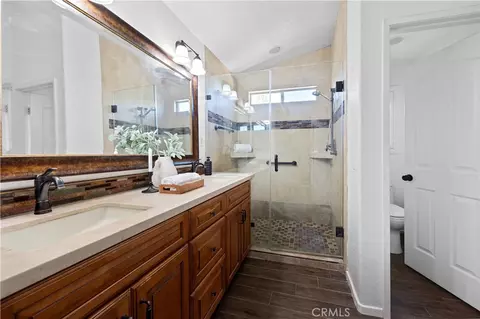 Bath - 41953 Vardon Dr, Temecula, CA 92591 photo 4 of 4