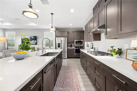 Kitchen - 32012 Hyacinth Way, Temecula, CA 92591 photo 5 of 7
