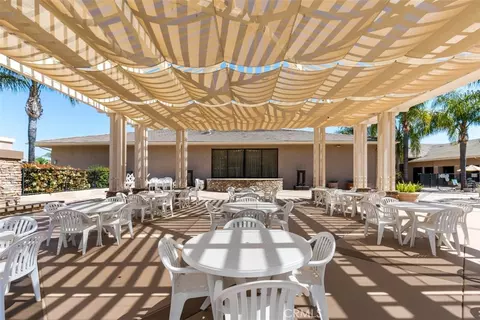 View/Area - 28166 Glenside Ct, Menifee, CA 92584 photo 4 of 9