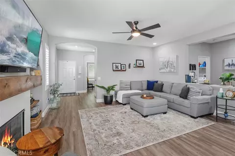 Entry Way - 28166 Glenside Ct, Menifee, CA 92584 photo 1 of 2