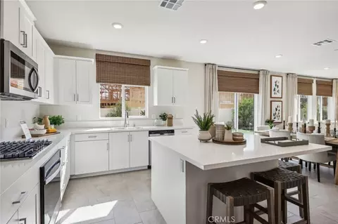 Kitchen - 83185 Verdin Ln, Indio, CA 92201 photo 3 of 4
