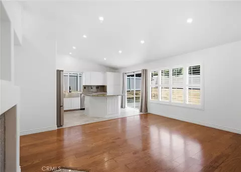 Living - 33545 Wildflower, Yucaipa, CA 92399 photo 2 of 8