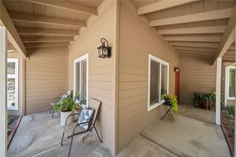 Exterior - 720 Carnation Ln, Fallbrook, CA 92028 photo 3 of 24