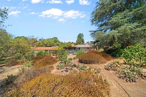 Exterior - 720 Carnation Ln, Fallbrook, CA 92028 photo 24 of 24