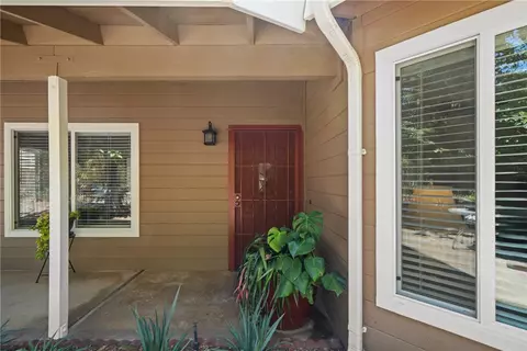 Exterior - 720 Carnation Ln, Fallbrook, CA 92028 photo 5 of 24