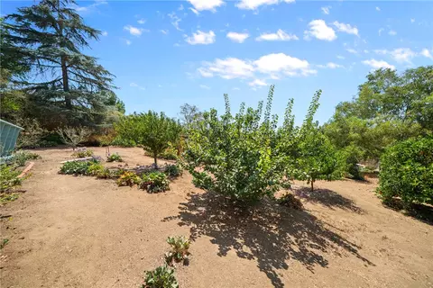 Exterior - 720 Carnation Ln, Fallbrook, CA 92028 photo 20 of 24