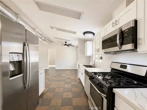 Kitchen - 32720 Webb, Wildomar, CA 92595 photo 1 of 1