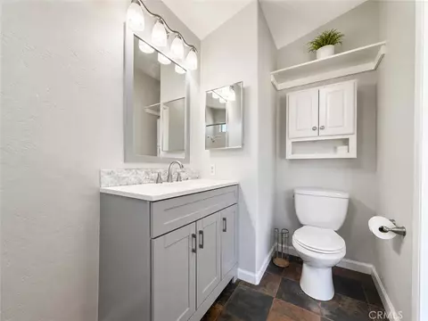 Bath - 32720 Webb, Wildomar, CA 92595 photo 2 of 5