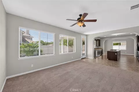 Living - 32118 Copper Crst, Temecula, CA 92592 photo 7 of 10