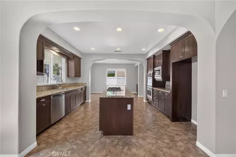 Entry Way - 32118 Copper Crst, Temecula, CA 92592 photo 8 of 17