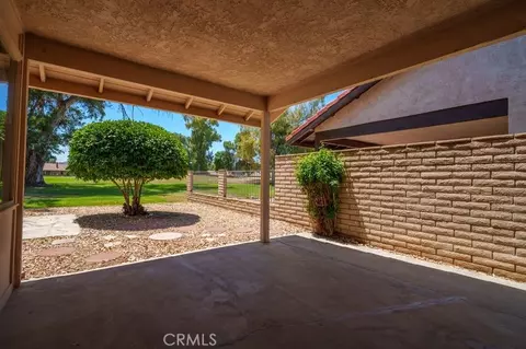 Exterior - 1925 Silver Oak Way, Hemet, CA 92545 photo 4 of 6