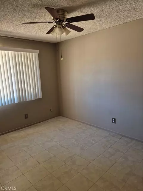 Bedroom - 1925 Silver Oak Way, Hemet, CA 92545 photo 3 of 6