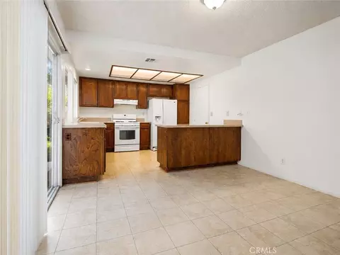 Kitchen - 1925 Silver Oak Way, Hemet, CA 92545 photo 1 of 3