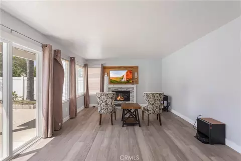 Living - 45573 Olympic, Temecula, CA 92592 photo 3 of 5