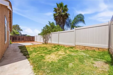 Exterior - 33002 Romero Dr, Temecula, CA 92592 photo 2 of 3