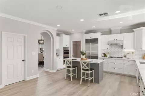 Kitchen - 32136 Camino Rabago, Temecula, CA 92592 photo 3 of 5